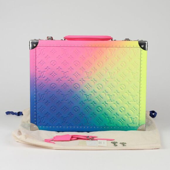 LOUIS VUITTON Other - Illusion Cotefill Trunk